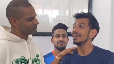 Yuzvendra Chahal takes Shikhar Dhawan's English class
