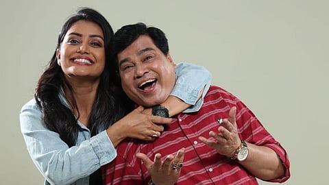 Digambar Naik