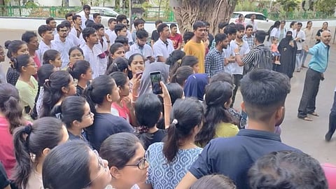 Poddar Hospital student protest