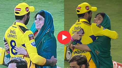 Ravindra Jadeja Hugs Rivaba Jadeja