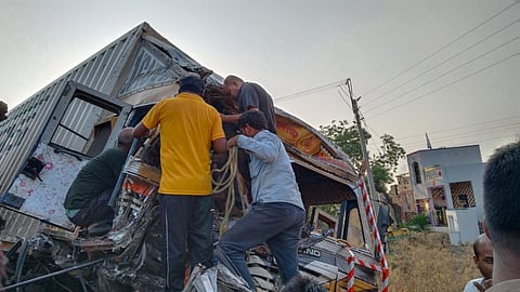 Nagpur Pune Highway Accident