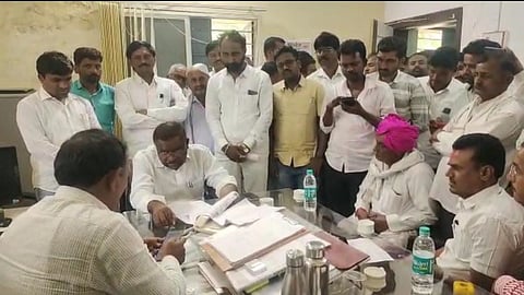 Beed News