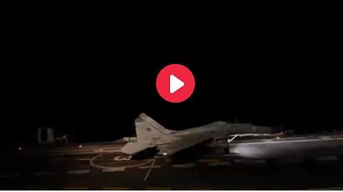 MiG-29K Night Landing Video