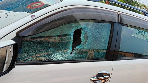 Cars vandalized in Pune 