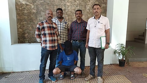 Kandivali Police 
