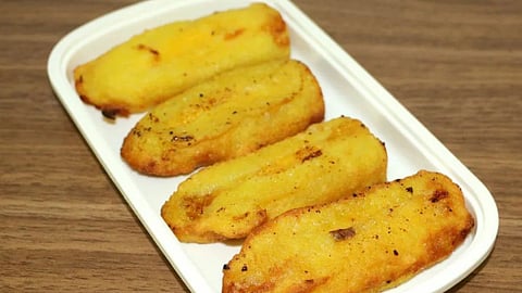 Banana Pakoda Recipe