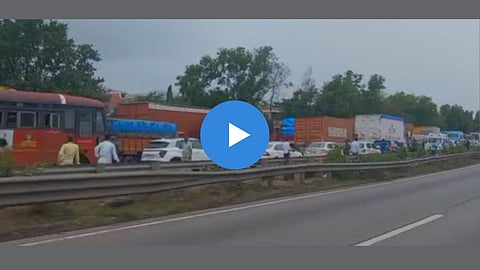 Mumbai pUne express way 