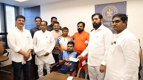 Cm Eknath Shinde Helped to Disabled Man