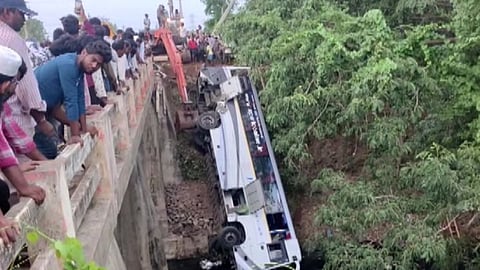Andhra Pradesh Bus Accident