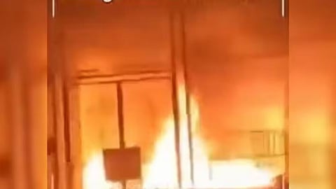 Indian Consulate Set Fire In San Francisco: सॅन फ्रान्सिस्कोमध्ये भारतीय दूतावासावर हल्ला; खलिस्तान समर्थकांनी केली जाळपोळ