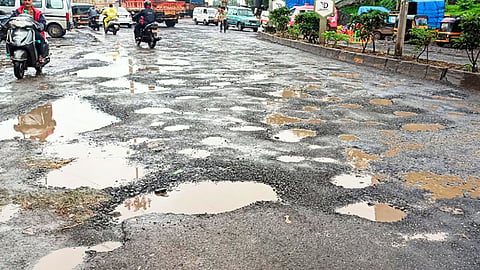 Bad Road Conditions In Mumbai, Thane, KDMC in Maharashtra