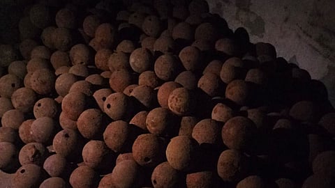 Hingoli, nizam era cannonballs