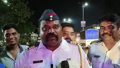 vasai news, traffic cops saves life of three near bhoidapada vasai