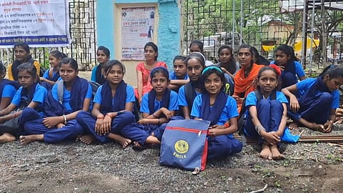 Latur, school students