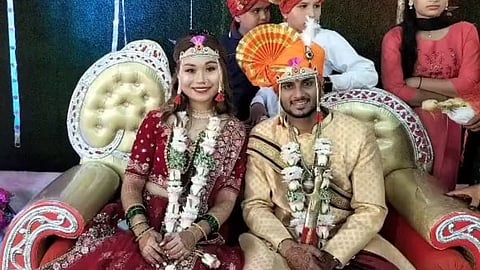 Ahmednagar News Indian Hindu Boy Married Chinese Girl in Sangamner