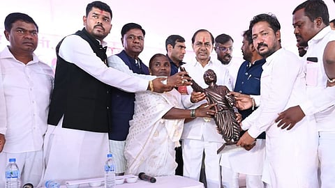 Kalvakuntla Chandrashekar Rao,  annabhau sathe jayanti, sangli news