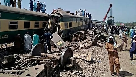Pakistan Train Accident