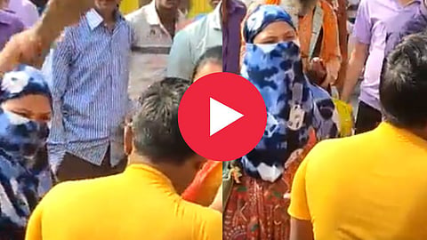 Wife Beat Husband With Chappal