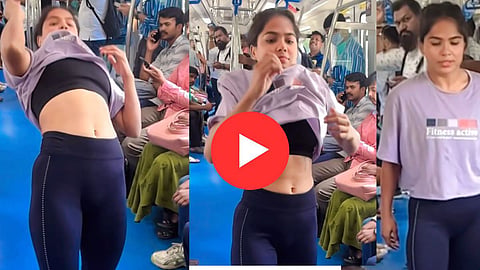Delhi Metro Viral Video