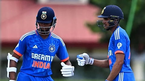 yashasvi jaiswal with shubman gill