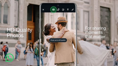 WhatsApp HD Photo Update