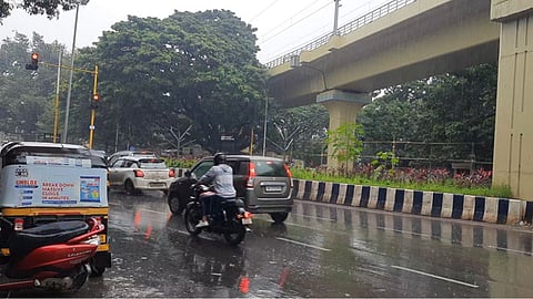 Rain Updates Heavy Rain Started in Pune City Many Area Traffic Updates