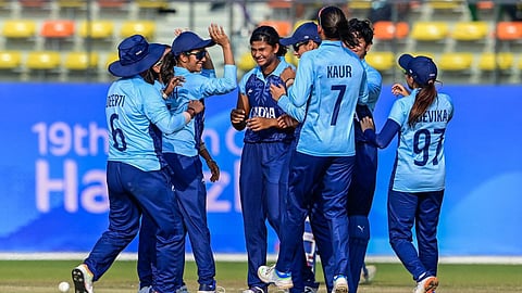 Asian games 2023 womens cricket final indian womens cricket team won gold by defeating srilanka 