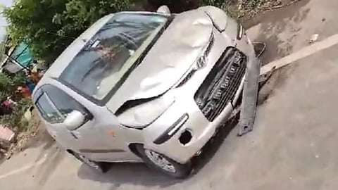 two school childrens passed away in road accident near baramati at jalgaon kadepathar, Baramati Accident News, 