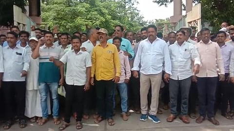farmers morcha at gokul milk office, kolhapur news