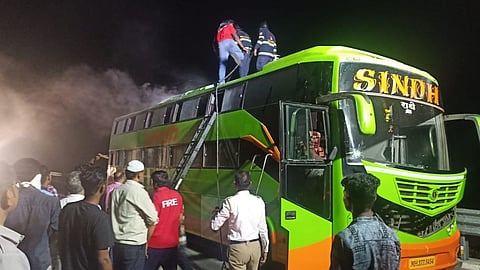 Bus Fire On Samruddhi Highway 