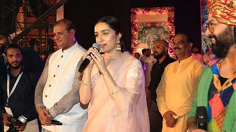Shraddha Kapoor Sing Song