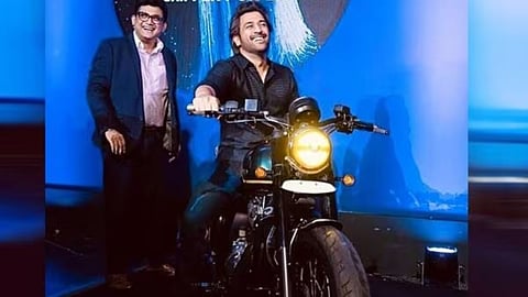 Ms Dhoni New Bike
