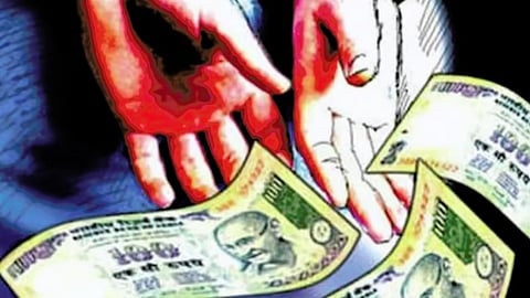 lcb arrests revenue circle officer for accepting bribe in dharashiv