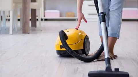 Vacuum Cleaner For Cleaning