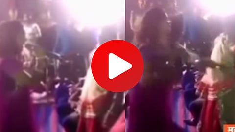 Women Fighting Video Viral