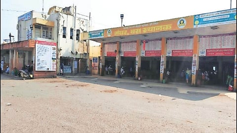 Manchar Bus Stand