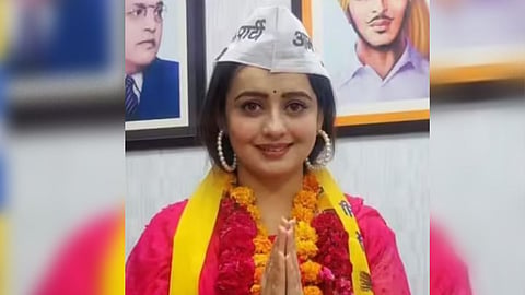 Chahat Pandey