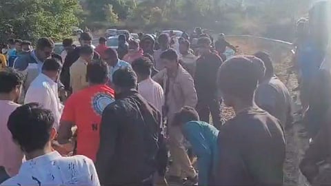 Raigad School Bus Accident News
