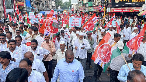 rayat kranti sanghatana morcha in pune for milk price