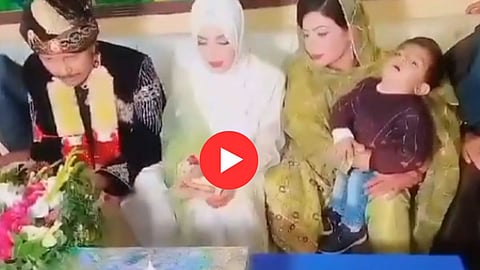 Man Dies  On The Spot Due to Heart Attack Marriage At Pakistan Video Goes Viral on Social Media 
