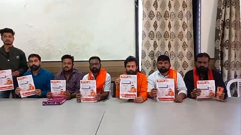 wardha to mumbai nistha yatra to support uddhav thackeray
