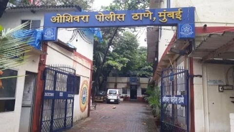 oshiwara police booked 19 year old youth from kashmir for getting minor girlfriend pregnant