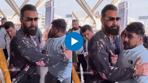 Bobby Deol Airport Viral Video