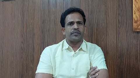 188 praganak and 15 paryavekshak deputed in mahad near raigad for maratha reservation survey