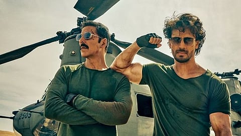 Bade Miyan Chote Miyan Box Office Collection
