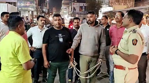 police arrests two youth at kamani haud satara