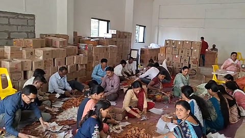 2 lakh 21 thousand lamps to be distributed in buldhana memory of karsevak