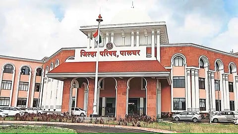 Asha Worker Strike: Palghar Zilla Parishad Officers and Employees Took Parenthood of to Malnutritioned Kids