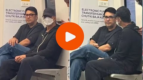 Akshay Kumar Travel In Metro