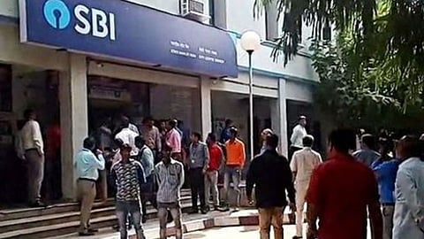 Government Banks Employees